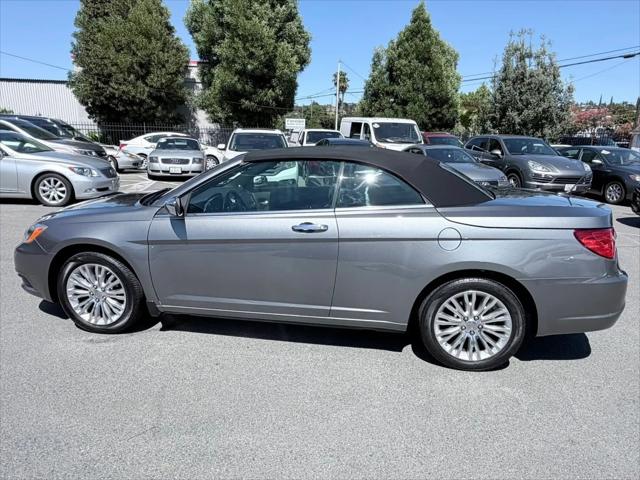 2011 Chrysler 200 Limited