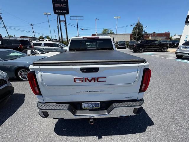 2023 GMC Sierra 1500 4WD Crew Cab Short Box SLT