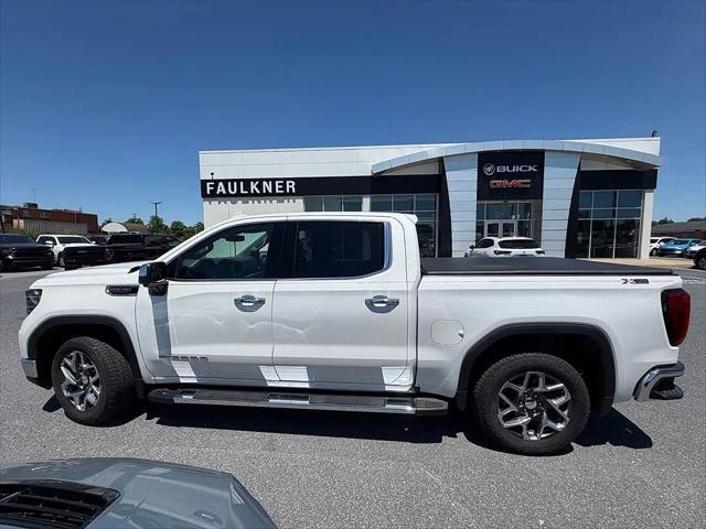 2023 GMC Sierra 1500 4WD Crew Cab Short Box SLT