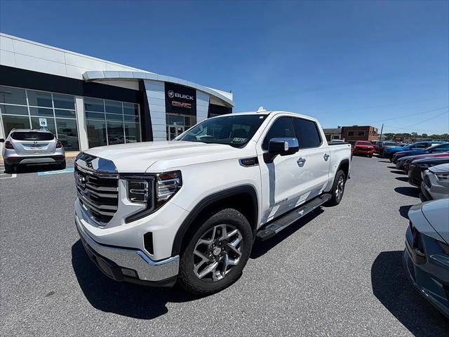 2023 GMC Sierra 1500 4WD Crew Cab Short Box SLT