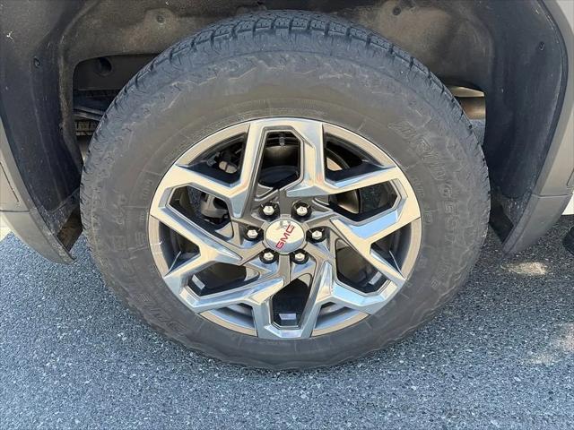 2023 GMC Sierra 1500 4WD Crew Cab Short Box SLT