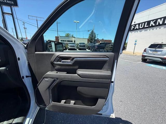 2023 GMC Sierra 1500 4WD Crew Cab Short Box SLT