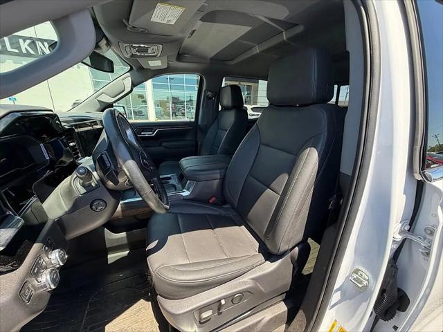 2023 GMC Sierra 1500 4WD Crew Cab Short Box SLT