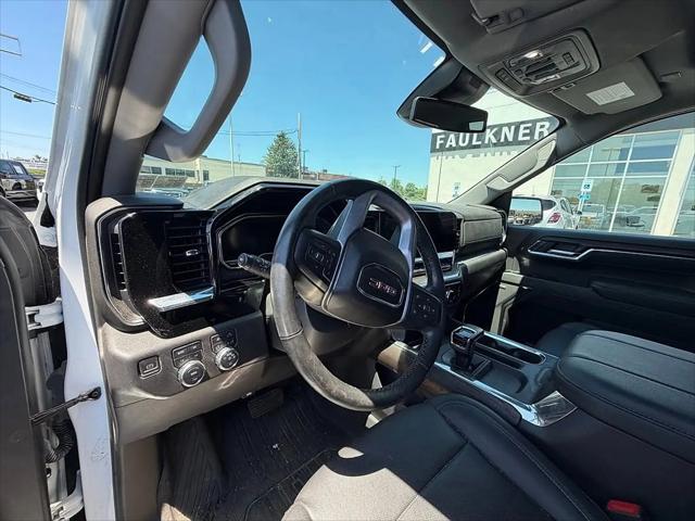 2023 GMC Sierra 1500 4WD Crew Cab Short Box SLT