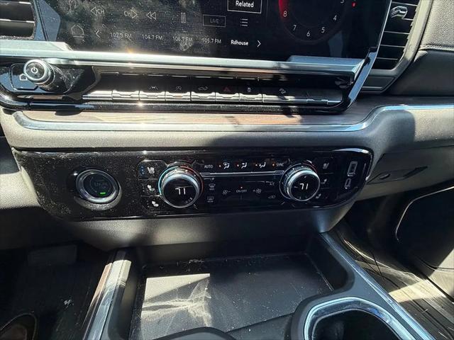 2023 GMC Sierra 1500 4WD Crew Cab Short Box SLT
