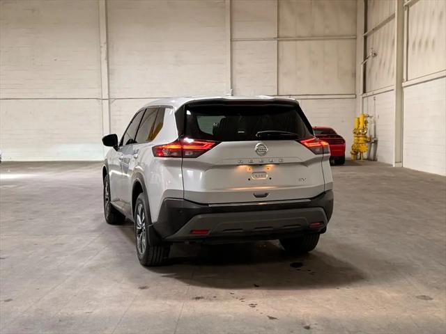 2021 Nissan Rogue SV FWD