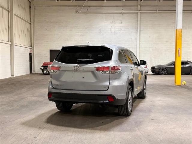 2015 Toyota Highlander LE V6