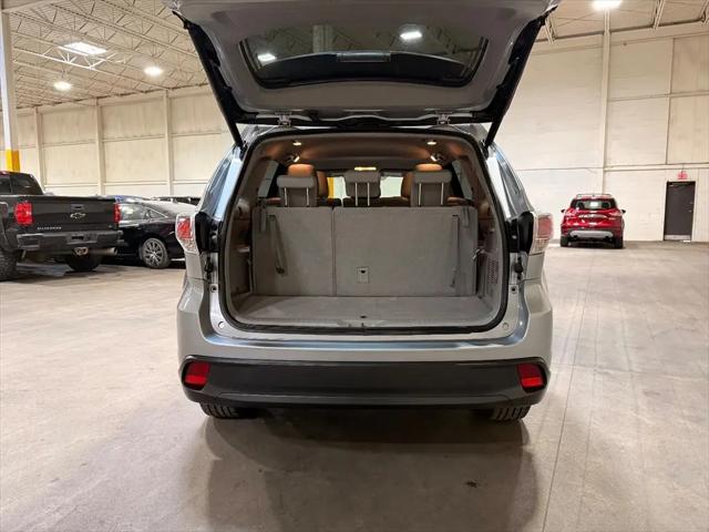 2015 Toyota Highlander LE V6