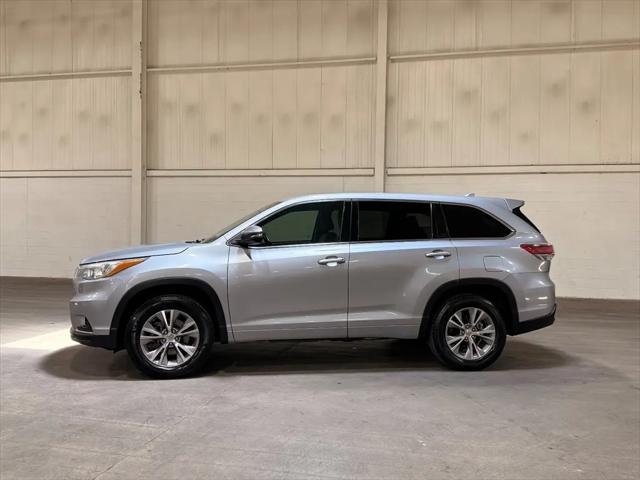 2015 Toyota Highlander LE V6