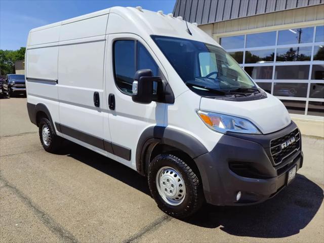 2024 Ram ProMaster 2500 Cargo Van Tradesman High Roof 136" WB w/Pass Seat