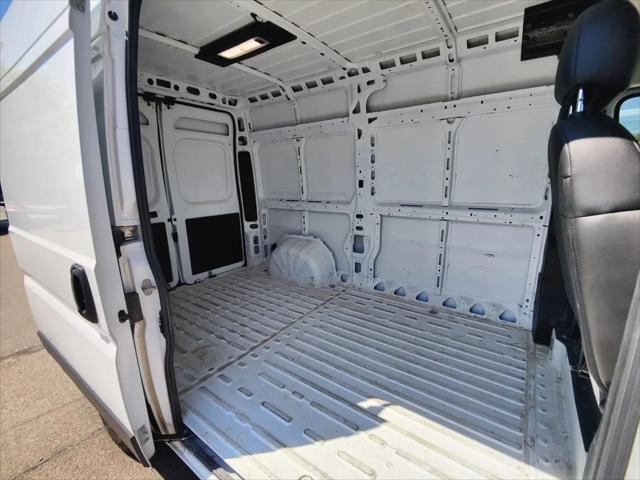 2024 Ram ProMaster 2500 Cargo Van Tradesman High Roof 136" WB w/Pass Seat