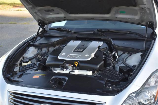 2011 INFINITI G37 G37x