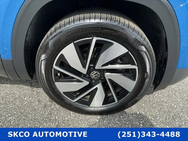2025 Volkswagen Atlas 2.0T SE w/Technology
