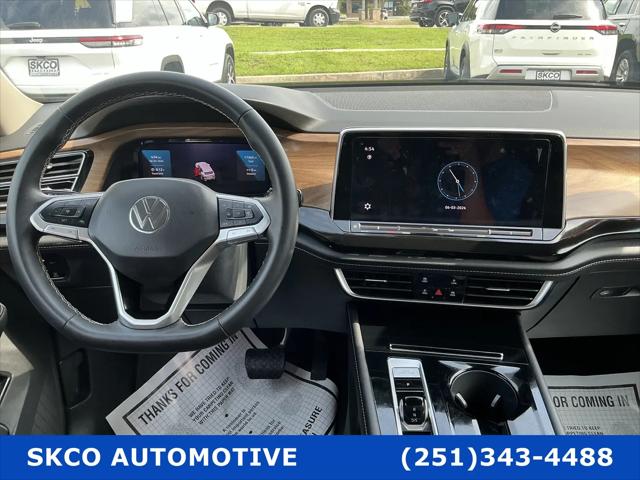 2025 Volkswagen Atlas 2.0T SE w/Technology