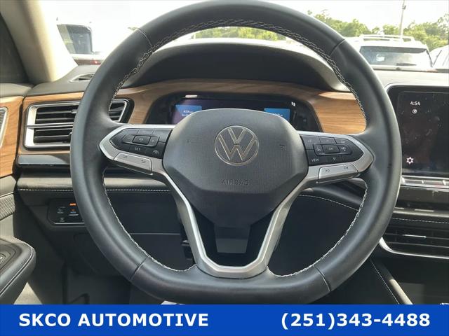 2025 Volkswagen Atlas 2.0T SE w/Technology