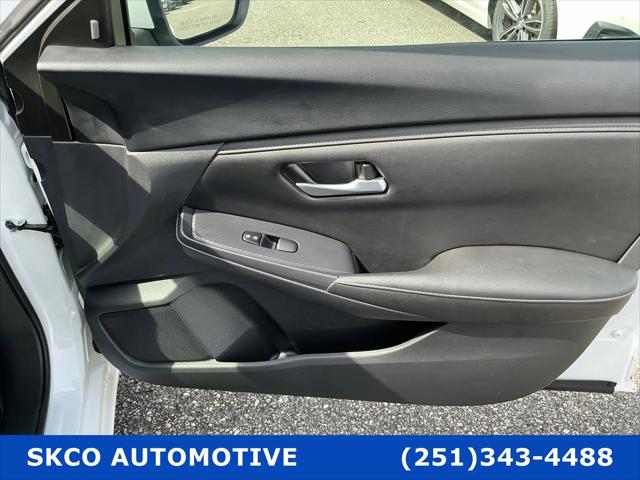 2024 Nissan Sentra SV Xtronic CVT