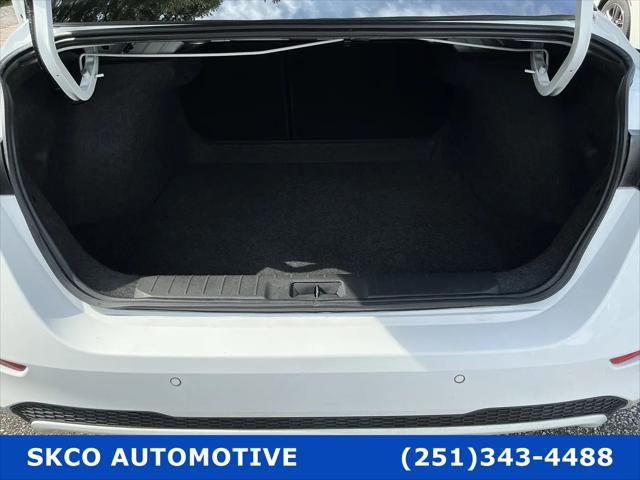 2024 Nissan Sentra SV Xtronic CVT