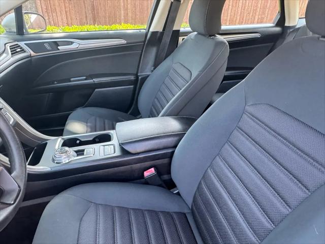 2019 Ford Fusion Hybrid SE