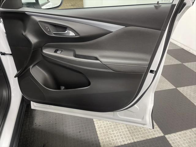 2025 Buick NV Preferred FWD