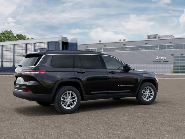 2026 Jeep Grand Cherokee L Laredo 4x2