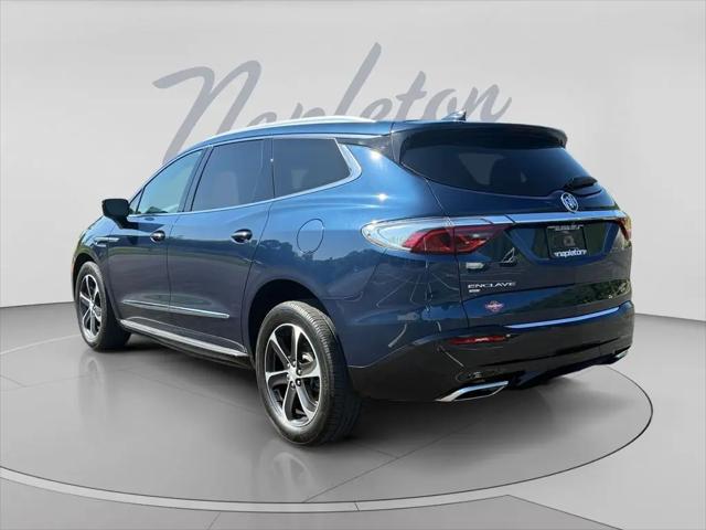 2022 Buick Enclave AWD Essence