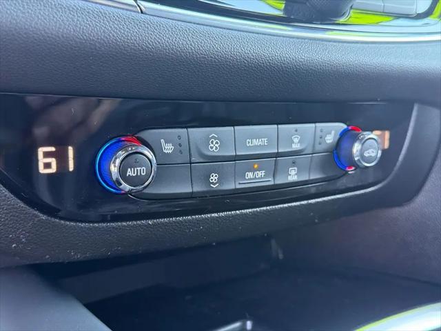 2022 Buick Enclave AWD Essence