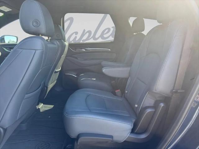 2022 Buick Enclave AWD Essence