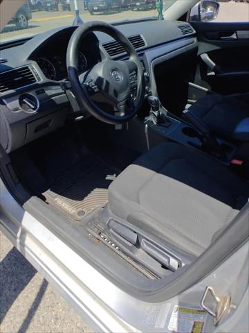 2015 Volkswagen Passat 1.8T S