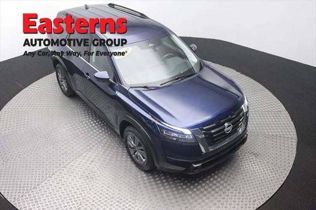 2025 Nissan Pathfinder SV FWD