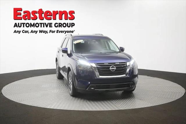 2025 Nissan Pathfinder SV FWD