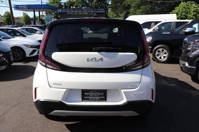 2023 Kia Soul LX