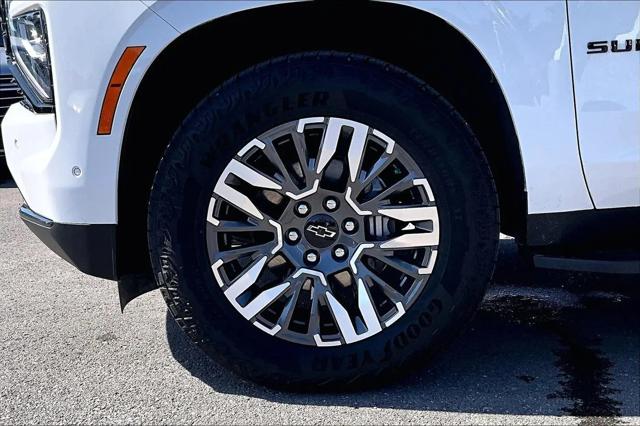 2026 Chevrolet Suburban RST, 4WD
