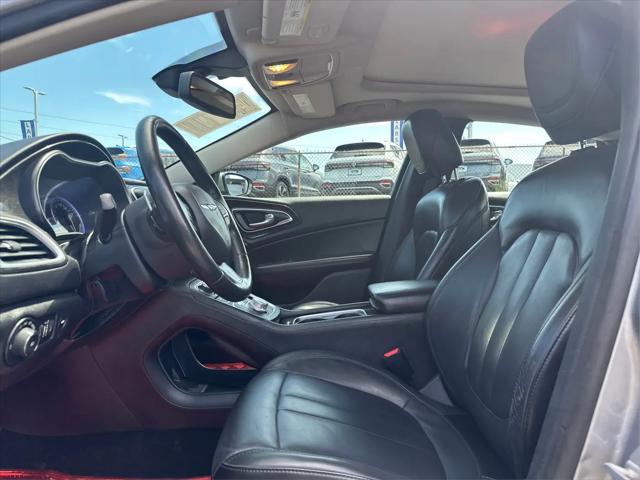 2016 Chrysler 200 C