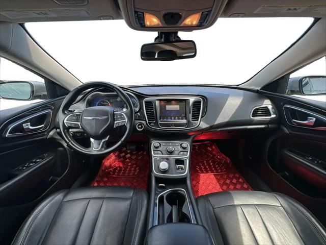 2016 Chrysler 200 C