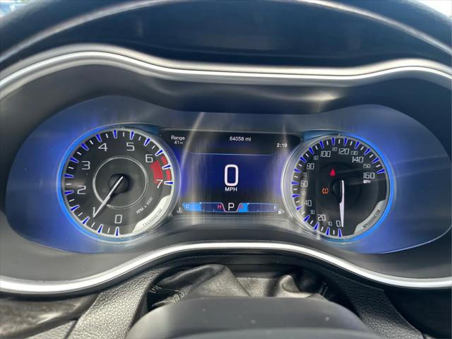 2016 Chrysler 200 C