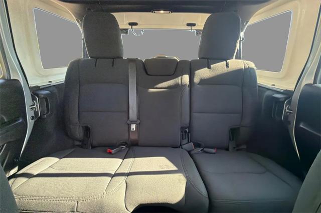 2021 Jeep Wrangler Sport S 4x4