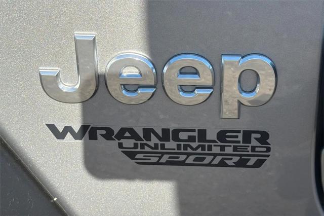 2021 Jeep Wrangler Sport S 4x4