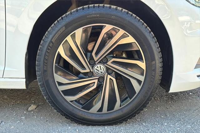 2019 Volkswagen Jetta 1.4T SEL Premium