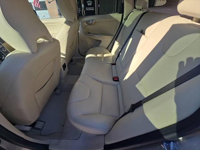 2015 Volvo XC60 T5 Premier
