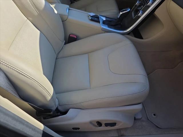 2015 Volvo XC60 T5 Premier