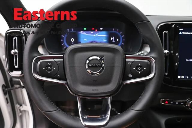 2023 Volvo XC40 B5 Core