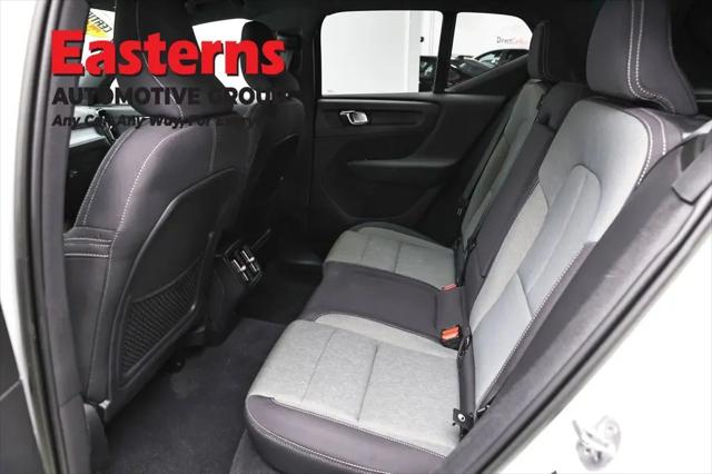 2023 Volvo XC40 B5 Core