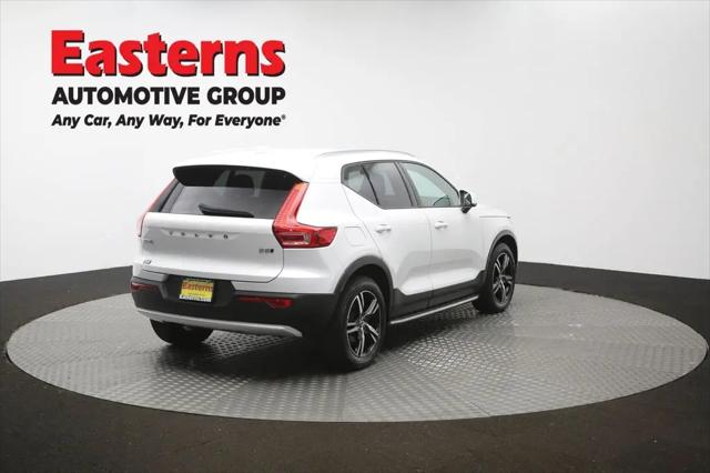 2023 Volvo XC40 B5 Core