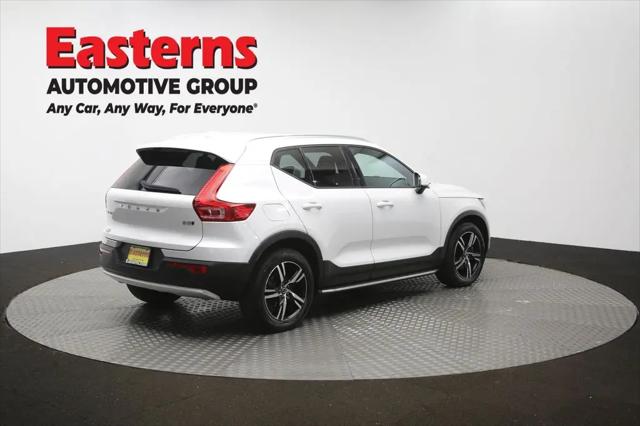 2023 Volvo XC40 B5 Core