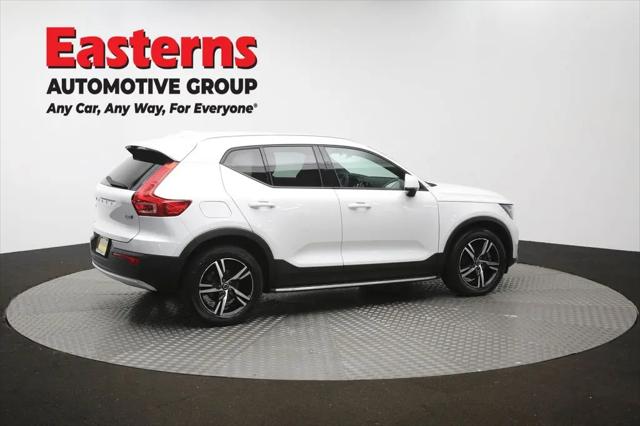 2023 Volvo XC40 B5 Core