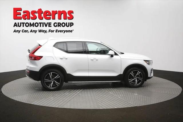 2023 Volvo XC40 B5 Core