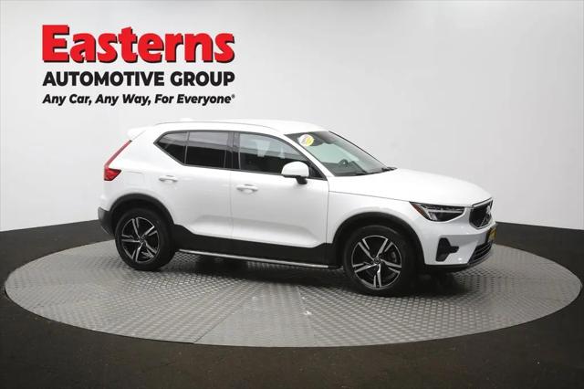 2023 Volvo XC40 B5 Core