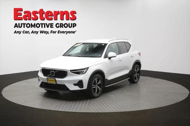 2023 Volvo XC40 B5 Core