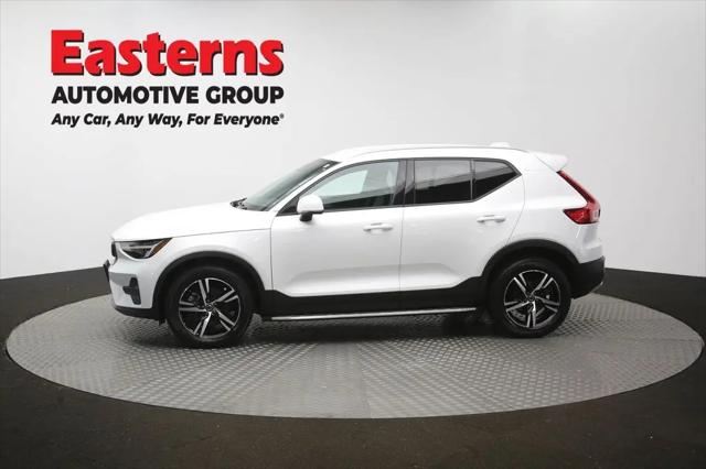2023 Volvo XC40 B5 Core
