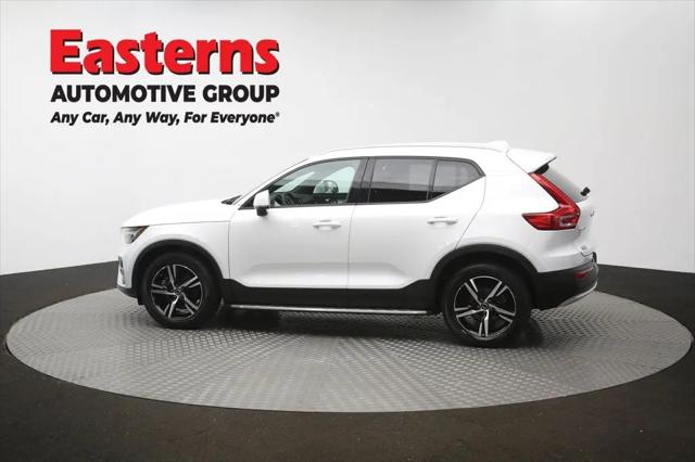2023 Volvo XC40 B5 Core